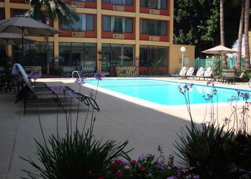 Quality Inn & Suites Montebello - Los Angeles Exterior photo